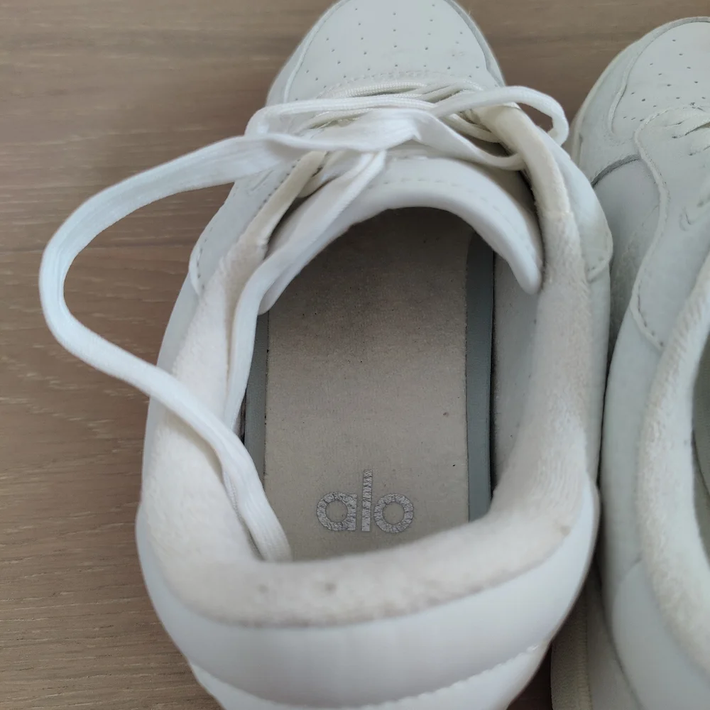 ALO Recovery Mode Sneaker - Picture 7 of 12